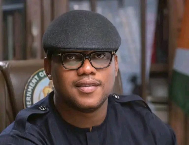 Comrade Ini Ememobong Resigns from Akwa Ibom Cabinet