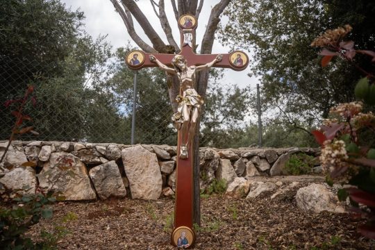 IDF soldiers removed from duty after vandalising Christian statue in Lebanese village
